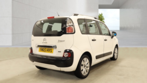 2016 Citroen C3 Picasso 1.2 Puretech Edition in White — image 6