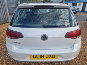 2018 Volkswagen Golf 1.0 Tsi Se Euro 6 (s/s) 5dr in White — image 6