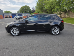 2017 SEAT Leon 2.0 Tdi Se Dynamic Technology in Black — image 3
