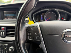 2018 Volvo V40 2.0 T2 R-Design Euro 6 (s/s) 5dr in Grey — image 5