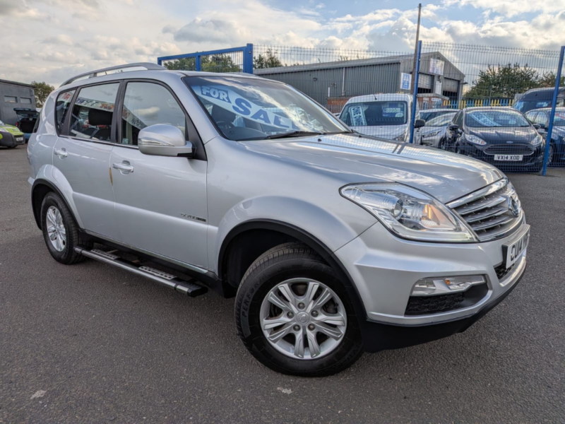 2014 Ssangyong Rexton 2.0 E-Xdi Sx in Silver — image 1