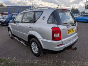 2014 Ssangyong Rexton 2.0 E-Xdi Sx in Silver — image 3