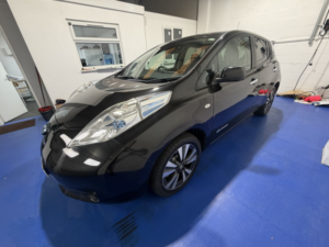 2017 Nissan Leaf 30kwh Tekna in Black — image 4