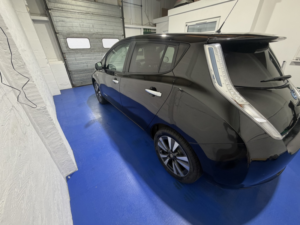 2017 Nissan Leaf 30kwh Tekna in Black — image 5
