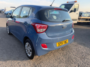 2015 Hyundai I10 1.0 Se Euro 5 5dr in Blue — image 4
