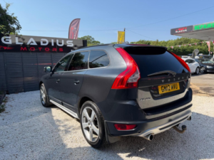 2013 Volvo Xc60 2.4 D5 Se Lux Geartronic AWD Euro 5 5dr in Black — image 4