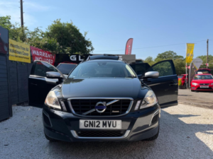 2013 Volvo Xc60 2.4 D5 Se Lux Geartronic AWD Euro 5 5dr in Black — image 5