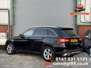 2017 Mercedes-Benz Glc 2.1 Glc220d Sport Premium Plus in Black — image 5