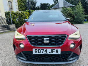 2024 SEAT Arona 1.0 Tsi Fr Sport in Red — image 4