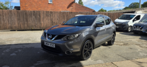 2014 Nissan Qashqai 1.5 Dci Tekna in Grey — image 2
