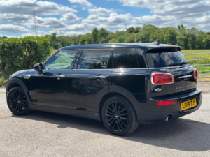 2016 MINI Clubman 2.0 Cooper D Euro 6 (s/s) 6dr in Black — image 6