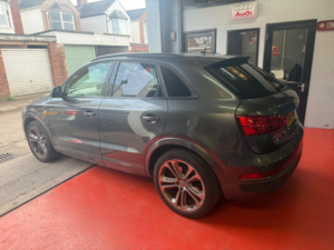 2015 Audi Q3 2.0 Tdi S Line Plus Quattro Euro 6 (s/s) 5dr in Grey — image 4