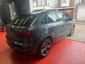 2015 Audi Q3 2.0 Tdi S Line Plus Quattro Euro 6 (s/s) 5dr in Grey — image 6