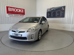 2011 Toyota Prius 1.8 Vvt-H T4 CVT Euro 5 (s/s) 5dr in Silver — image 3