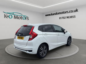 2018 Honda Jazz 1.3 I-Vtec Ex Euro 6 (s/s) 5dr in White — image 4