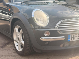 2002 MINI Hatch 1.6 Cooper Euro 3 3dr in Black — image 2