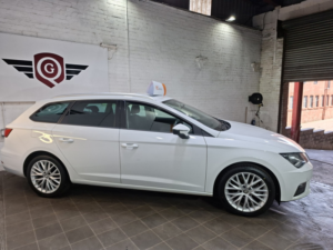 2020 SEAT Leon 2.0 Tdi Se Dynamic in White — image 2