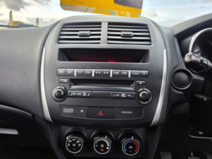 2012 Mitsubishi Asx 1.6 Attivo SUV 5dr Petrol Manual Euro 5 (117 Ps) in Red — image 4