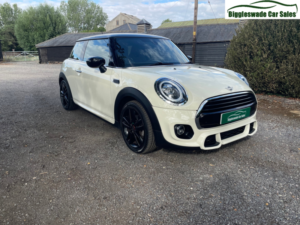 2021 MINI Hatch