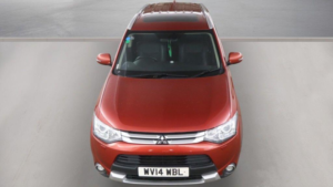 2014 Mitsubishi Outlander 2.2 Di-D Gx4 4WD Euro 5 (s/s) 5dr in Red — image 2