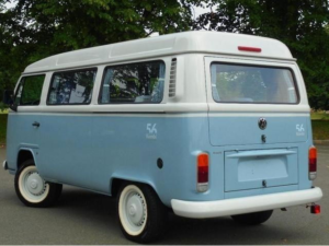 2014 Volkswagen Transporter Type 2 Kombi Last Edition in Blue — image 2