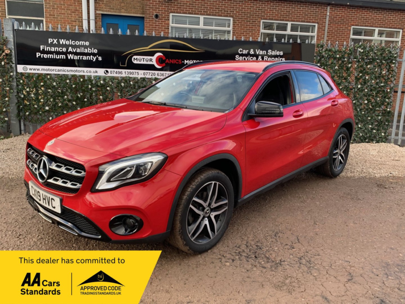 2019 Mercedes-Benz Gla Class 1.6 Gla180 Urban Edition in Red — image 1