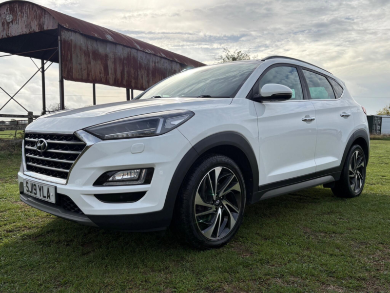 2019 Hyundai Tucson 1.6 T-Gdi Premium Se Dct Euro 6 (s/s) 5dr in White — image 1