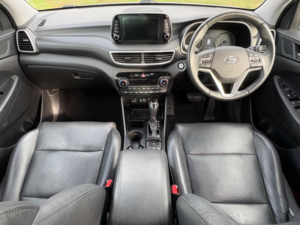 2019 Hyundai Tucson 1.6 T-Gdi Premium Se Dct Euro 6 (s/s) 5dr in White — image 2