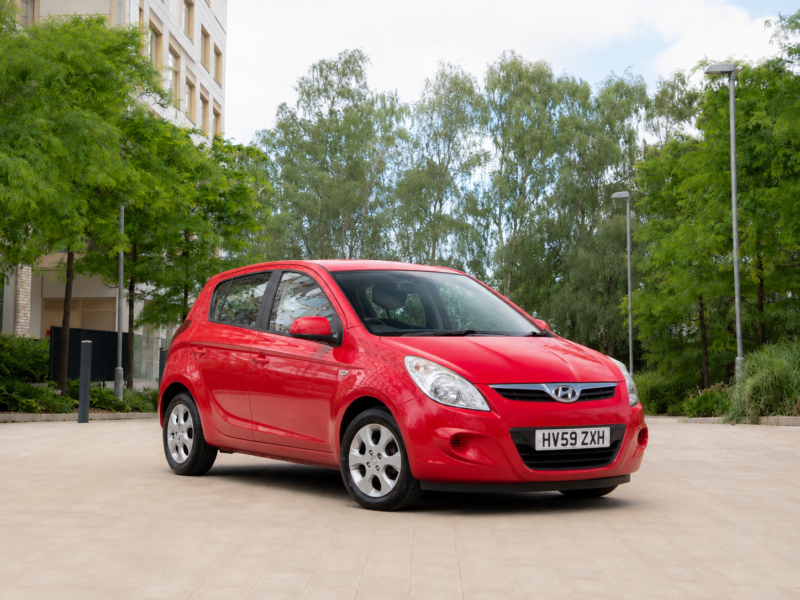 2009 Hyundai I20 1.4 Comfort in Red — image 1
