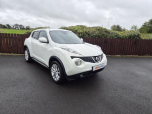 2012 Nissan Juke 1.6 Tekna in White — image 2