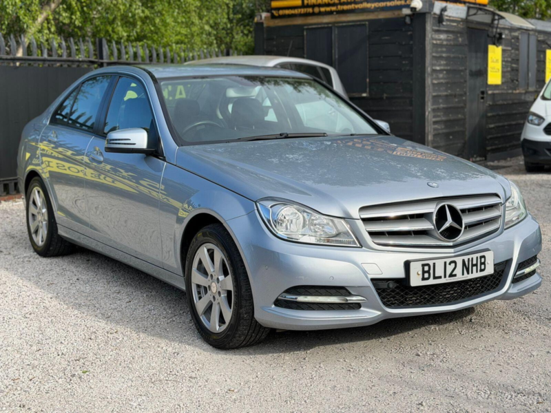 2012 Mercedes-Benz C Class 2.1 C220 Cdi Blueefficiency Executive Se Saloon 4dr Diesel G-Tronic+ Euro 5 (s/s) (170 Ps) in Silver — image 1