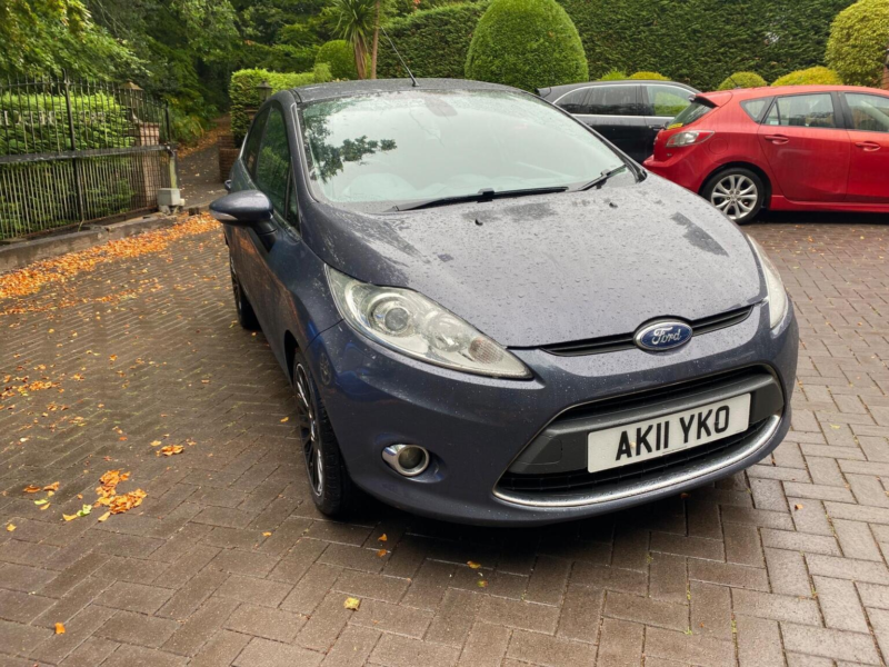 2011 Ford Fiesta 1.6 Tdci Dpf Titanium 5dr in Grey — image 1