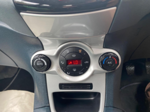 2011 Ford Fiesta 1.6 Tdci Dpf Titanium 5dr in Grey — image 6