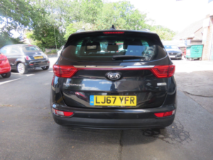 2017 Kia Sportage 1.7 Crdi 3 Euro 6 (s/s) 5dr in Black — image 6