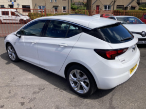 2016 Vauxhall Astra 1.4 I Turbo Sri Nav in White — image 6
