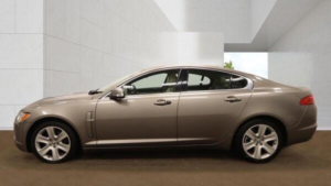 2009 Jaguar Xf 2.7d V6 Premium Luxury Auto Euro 4 4dr in Grey — image 6