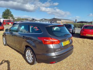 2017 Ford Focus 1.5 Tdci Titanium Euro 6 (s/s) 5dr in Grey — image 5