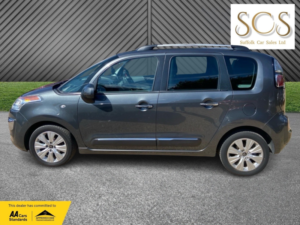 2015 Citroen C3 Picasso 1.6 Bluehdi Exclusive in Grey — image 4