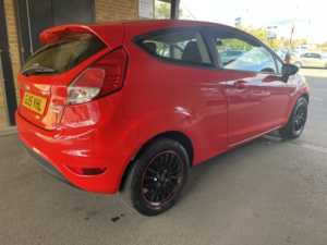 2015 Ford Fiesta 1.25 Style in Red — image 6