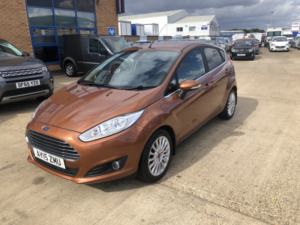 2015 Ford Fiesta 1.0 T Ecoboost Titanium in Bronze — image 4