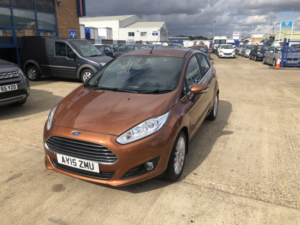 2015 Ford Fiesta 1.0 T Ecoboost Titanium in Bronze — image 5