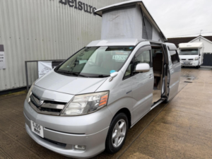 2005 Toyota Alphard Camper Van 4 Berth 2.4 Petrol Hybrid in Silver — image 5
