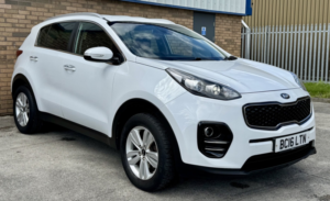 2016 Kia Sportage 1.7 Crdi 2 in White — image 3