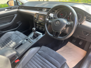 2016 Volkswagen Passat 2.0 Tdi Bluemotion Tech Gt Estate 5dr Diesel Manual Euro 6 (s/s) (150 Ps) in Grey — image 6