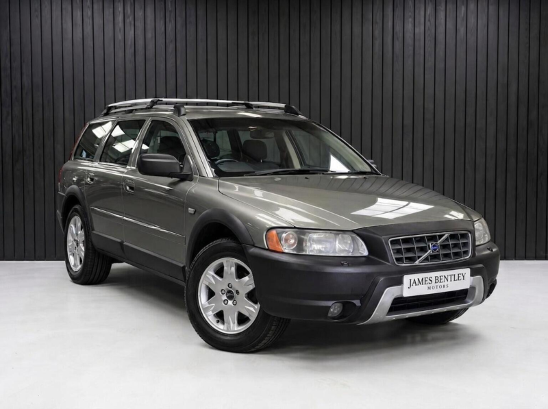 2015 Volvo V70 2.0 D4 Se Lux Geartronic Euro 6 (s/s) 5dr in Bronze — image 1