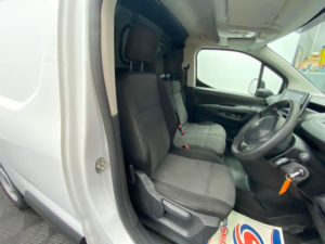 2023 Peugeot Partner 1.5 Bluehdi 1000 Professional Premium + Standard Panel Van Swb Euro 6 (s/s) 5dr in White — image 6