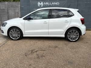 2016 Volkswagen Polo 1.4 Tsi Bluemotion Tech Act Bluegt in White — image 2