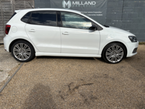2016 Volkswagen Polo 1.4 Tsi Bluemotion Tech Act Bluegt in White — image 4