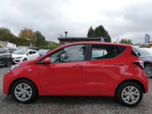 2020 Hyundai I10 1.0 Se Hatchback 5dr Petrol Manual Euro 6 (67 Ps) in Red — image 6