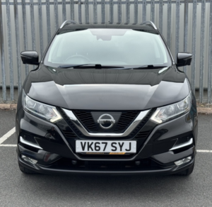 2017 Nissan Qashqai 1.5 Dci N-Connecta in Black — image 3